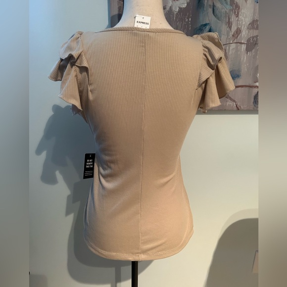 Express Ribbed Crew Neck Ruffle Sleeve Tee - Picture 7 of 7